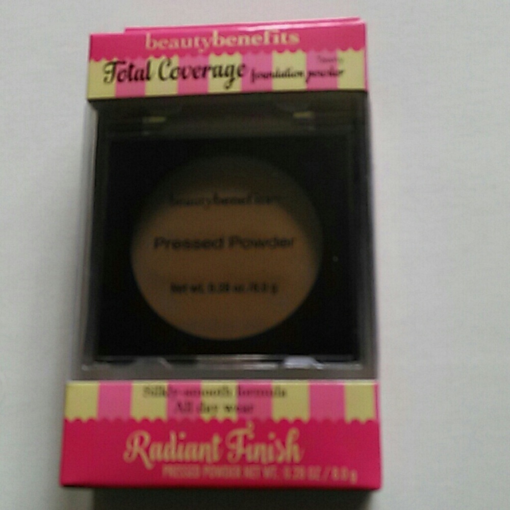 Press Powder make up foundation.
